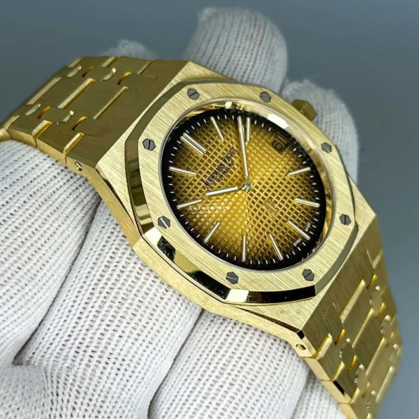 Audemars Piguet Jumbo Extra Thin Yellow Gold 50th Anniversary 16202BA.OO.1240BA.01 - Image 7