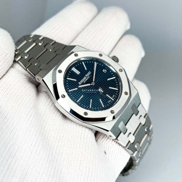 Audemars Piguet Jumbo Extra Thin Stainless Blue Dial 15202ST.OO.1240ST.01 - Image 4