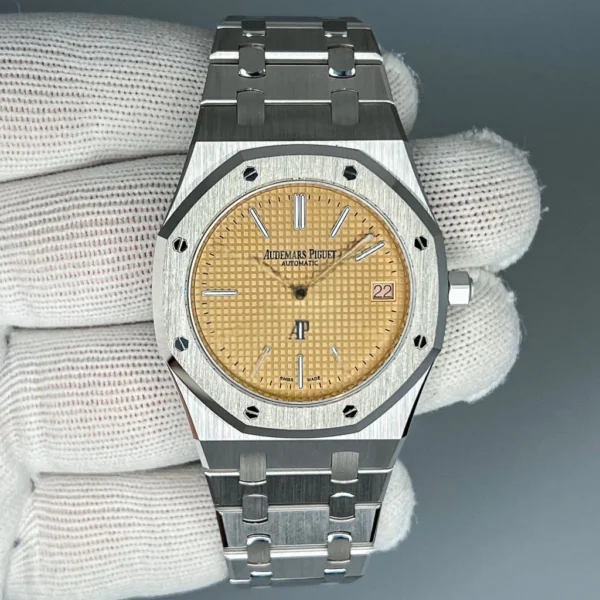 Audemars Piguet Jumbo Extra Thin White Gold Salmon Dial 15202BC.OO.1240BC.01 - Image 4
