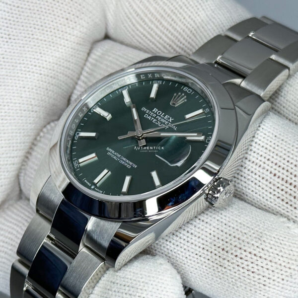 ROLEX DATEJUST 41 STAINLESS STEEL OYSTER SMOOTH BEZEL MINT GREEN STICK DIAL 126300 - Image 3