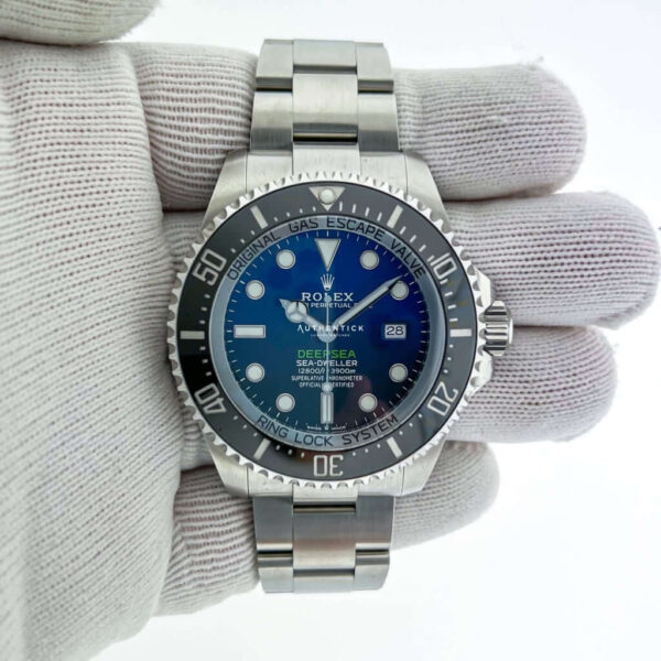 ROLEX DEEPSEA SEA-DWELLER STAINLESS STEEL JAMES CAMERON 126660 - Image 4